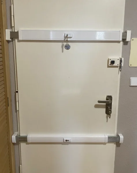 Panzerriegel Einbau 10