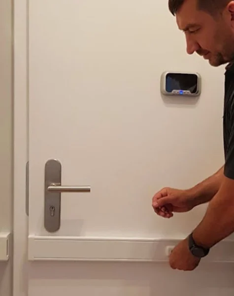 Panzerriegel Einbau 13